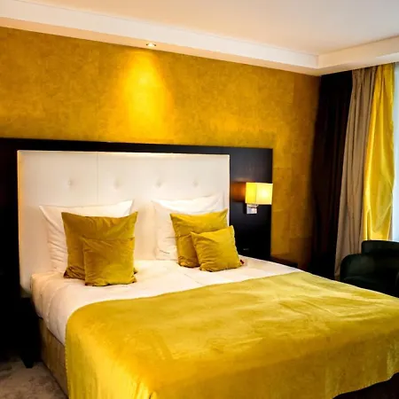 Otel Der Valk Moers