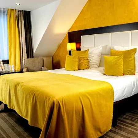 Hotel Der Valk 4*