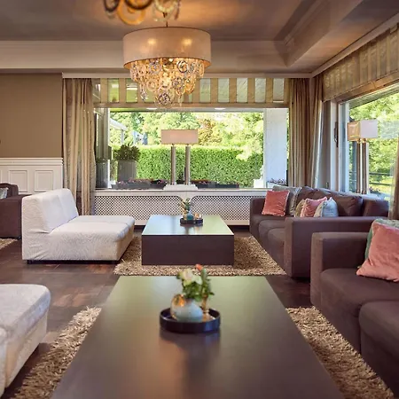 Der Valk Hotel