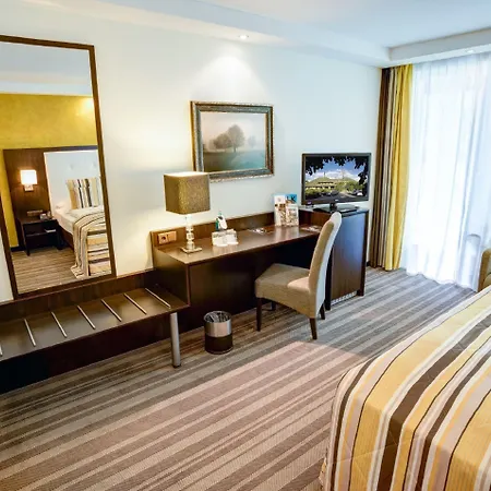 Der Valk Otel 4*