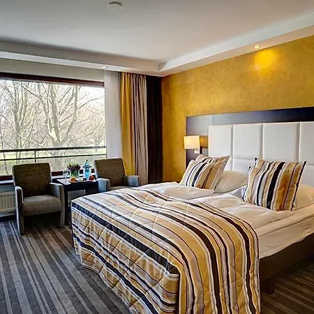 Der Valk 4*