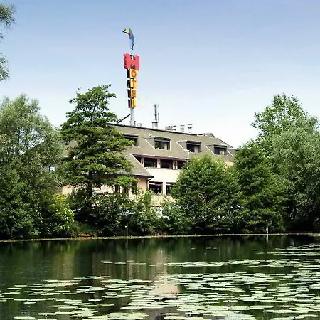 Der Valk Hotel 4*